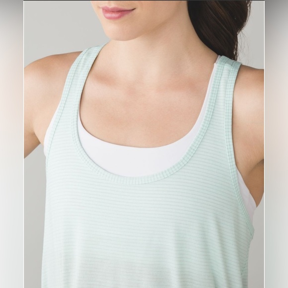 Lululemon Salute The Sun Singlet II - Heathered Sea Mist - Picture 4 of 5